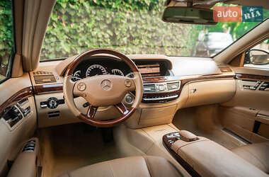 Седан Mercedes-Benz S-Class 2008 в 