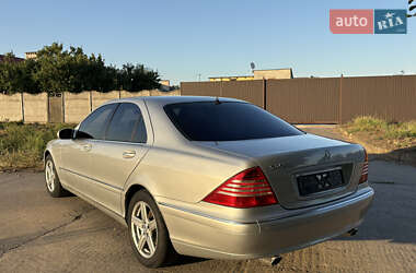 Седан Mercedes-Benz S-Class 2002 в 