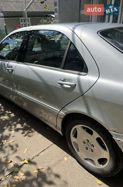 Седан Mercedes-Benz S-Class 2000 в 