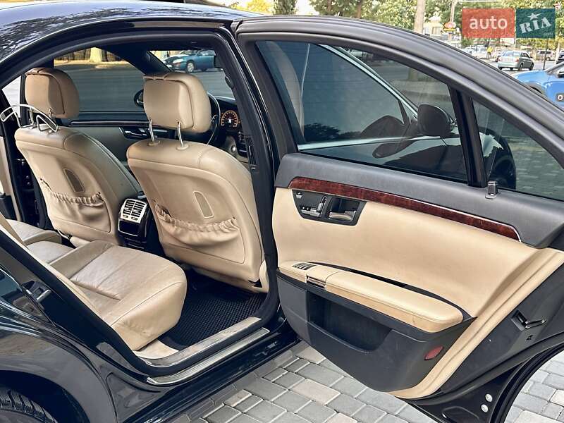 Седан Mercedes-Benz S-Class 2006 в Одесі