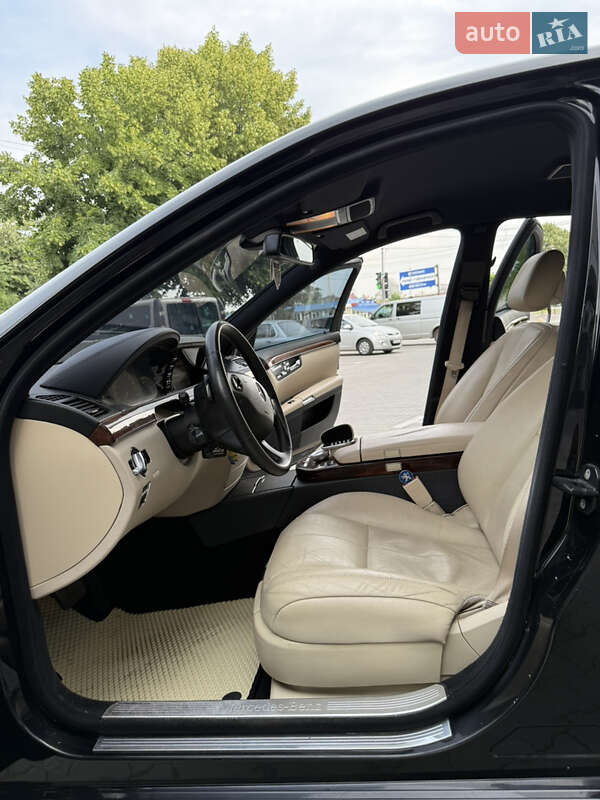 Седан Mercedes-Benz S-Class 2008 в Хмельницком