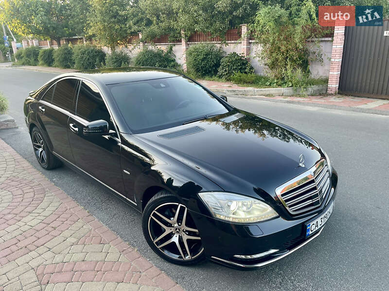 Седан Mercedes-Benz S-Class 2011 в Києві