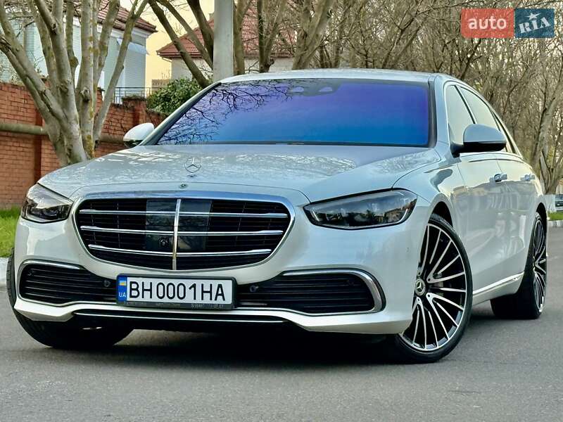 Mercedes-Benz S-Class 2021