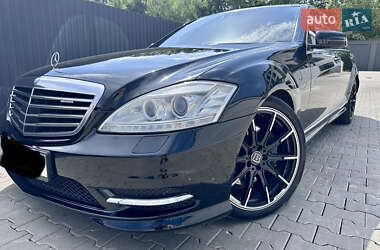 Mercedes-Benz S-Class 2008
