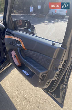 Седан Mercedes-Benz S-Class 2003 в  фото 12 Седан Mercedes-Benz S-Class 2003 в