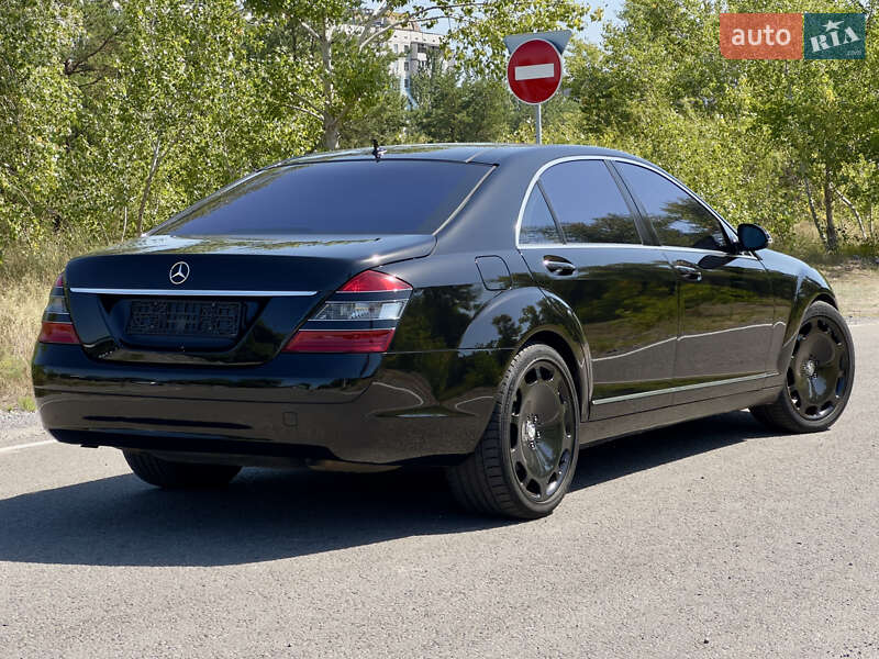 Седан Mercedes-Benz S-Class 2008 в Днепре