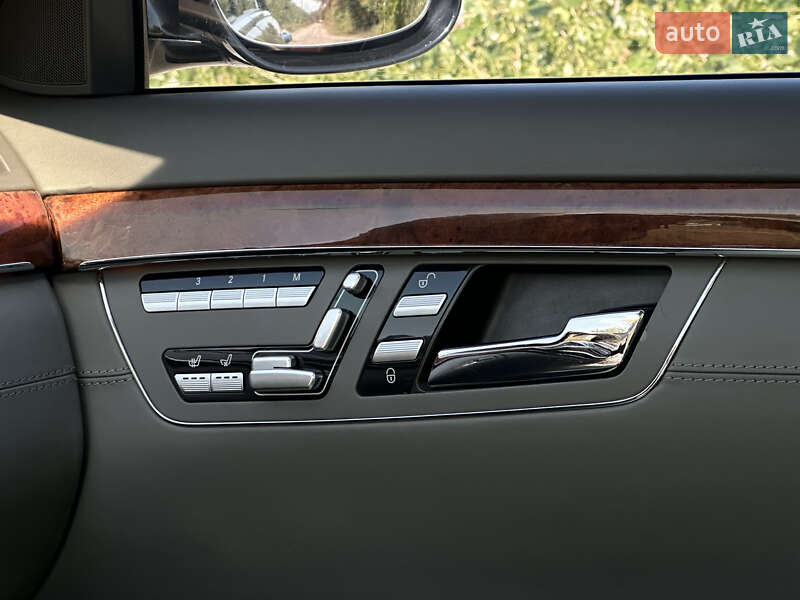 Седан Mercedes-Benz S-Class 2008 в Днепре