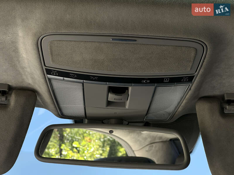 Седан Mercedes-Benz S-Class 2008 в Днепре