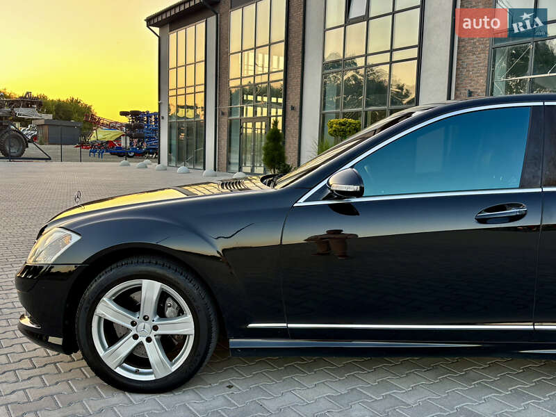 Седан Mercedes-Benz S-Class 2005 в Тернополе
