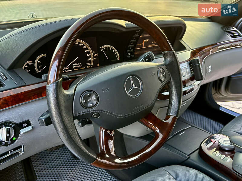 Седан Mercedes-Benz S-Class 2005 в Тернополе