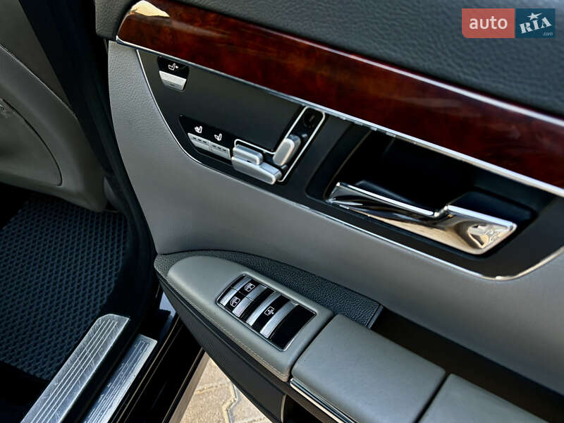 Седан Mercedes-Benz S-Class 2005 в Тернополе