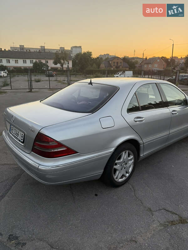 Седан Mercedes-Benz S-Class 2001 в Виннице