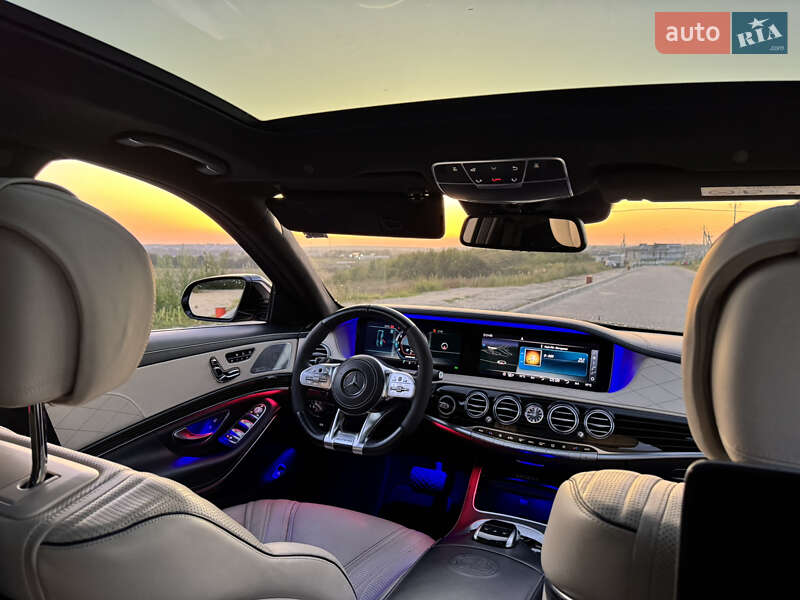 Седан Mercedes-Benz S-Class 2015 в Львові