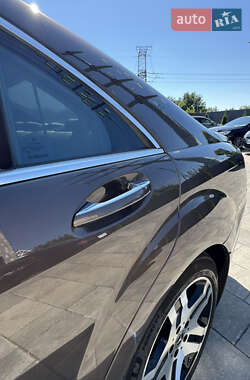 Седан Mercedes-Benz S-Class 2011 в 