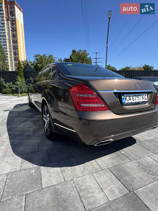 Седан Mercedes-Benz S-Class 2011 в Киеве