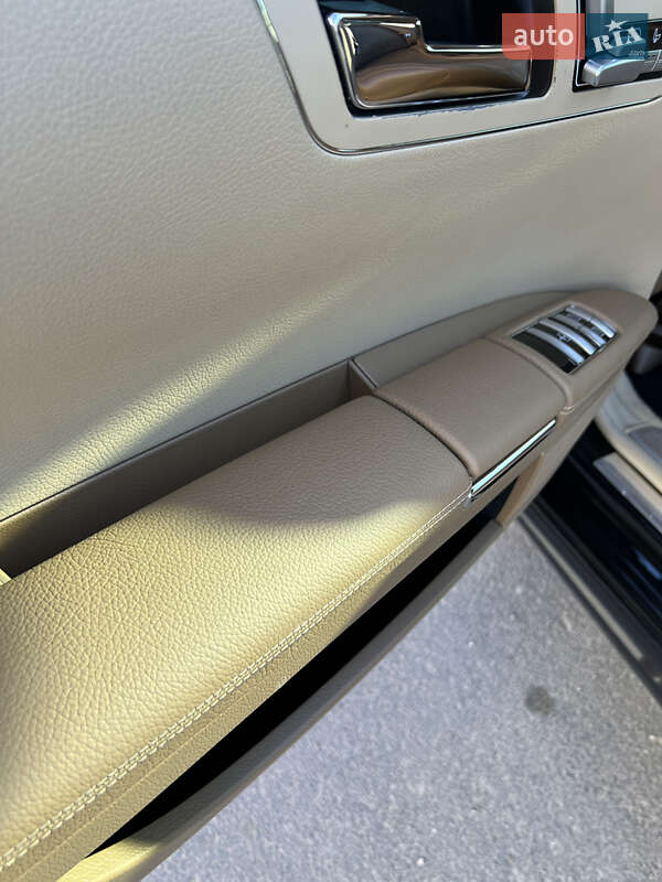 Седан Mercedes-Benz S-Class 2006 в Дніпрі