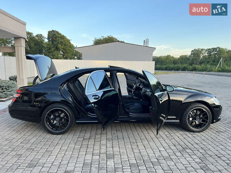 Седан Mercedes-Benz S-Class 2008 в Черновцах