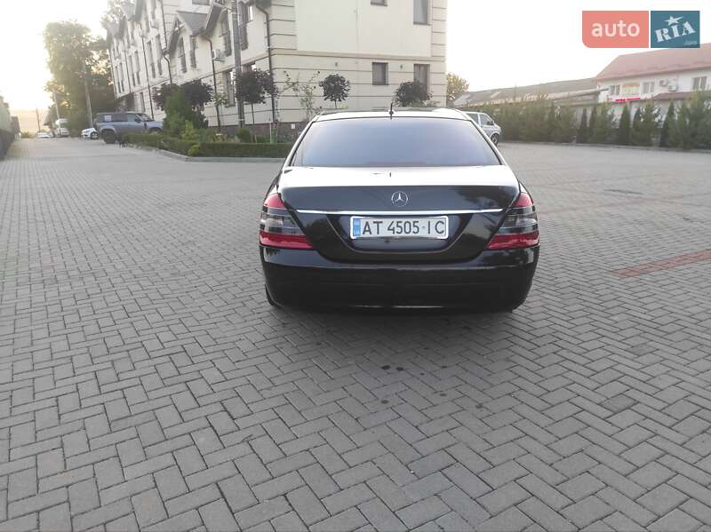 Седан Mercedes-Benz S-Class 2006 в Золочеве