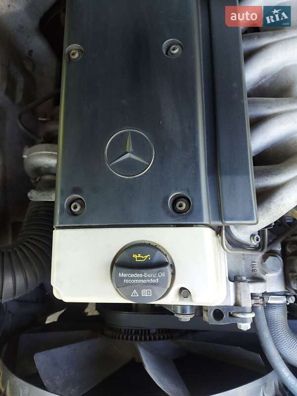 Седан Mercedes-Benz S-Class 1996 в Чернівцях