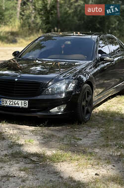 Седан Mercedes-Benz S-Class 2006 в 