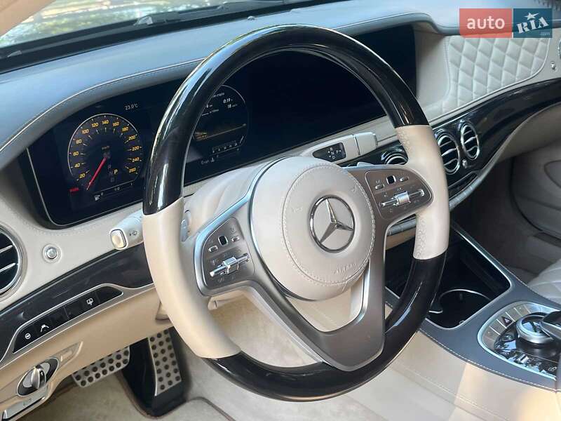 Седан Mercedes-Benz S-Class 2018 в Києві