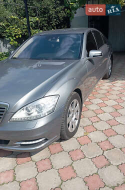 Седан Mercedes-Benz S-Class 2010 в 