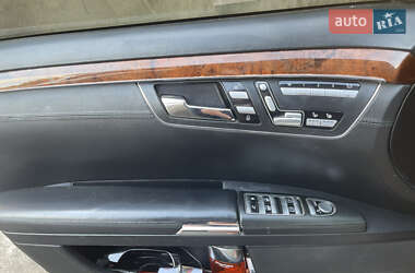 Седан Mercedes-Benz S-Class 2008 в 