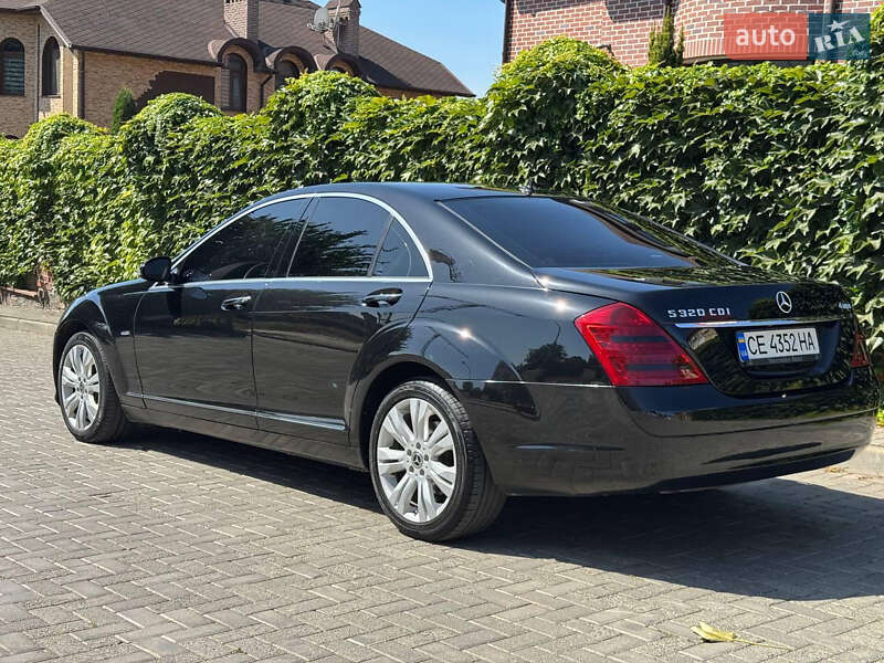 Седан Mercedes-Benz S-Class 2008 в 