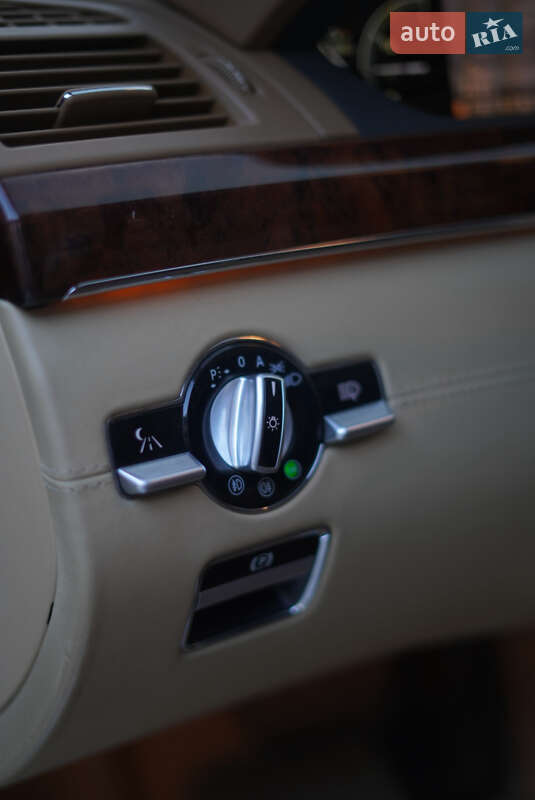 Седан Mercedes-Benz S-Class 2006 в Тернополе