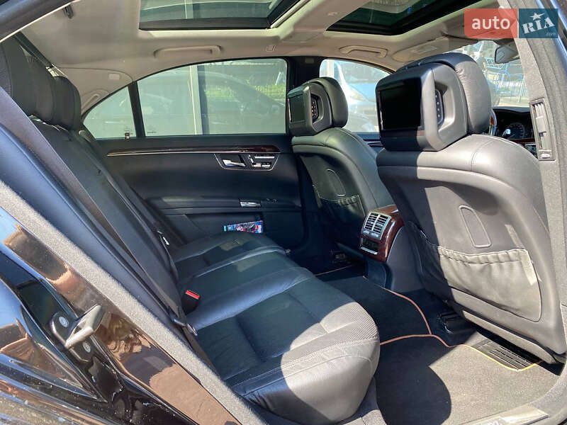 Седан Mercedes-Benz S-Class 2010 в Киеве