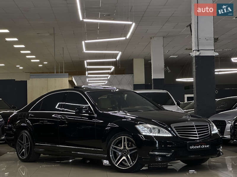 Mercedes-Benz S-Class 2008