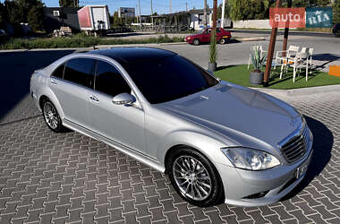 Седан Mercedes-Benz S-Class 2008 в 