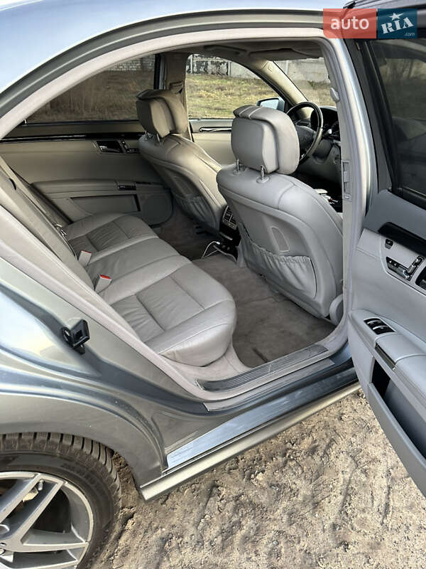 Седан Mercedes-Benz S-Class 2012 в Славуте