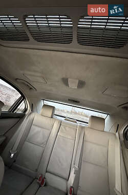Седан Mercedes-Benz S-Class 2012 в 