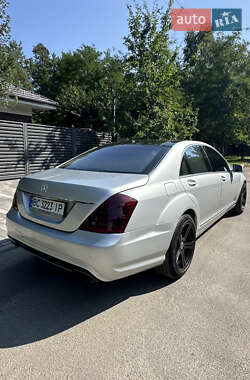 Седан Mercedes-Benz S-Class 2011 в 