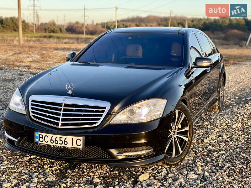 Седан Mercedes-Benz S-Class 2006 в 
