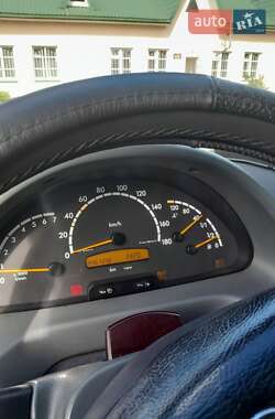 Седан Mercedes-Benz S-Class 2006 в 