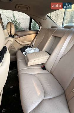 Седан Mercedes-Benz S-Class 2002 в 