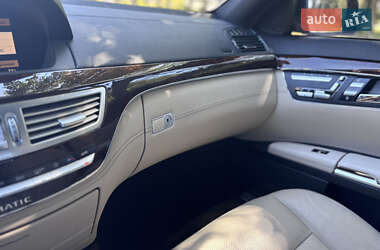 Седан Mercedes-Benz S-Class 2011 в 