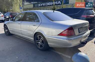 Седан Mercedes-Benz S-Class 2004 в Чернівцях