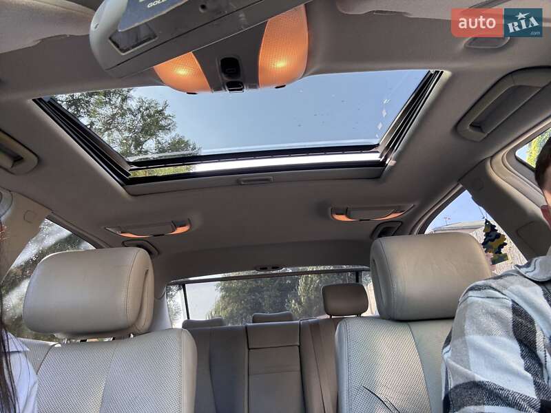 Седан Mercedes-Benz S-Class 2004 в Чернівцях