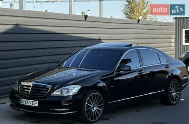 Седан Mercedes-Benz S-Class 2011 в 