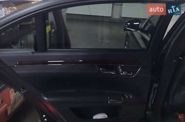 Седан Mercedes-Benz S-Class 2012 в 