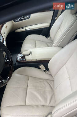 Седан Mercedes-Benz S-Class 2006 в 