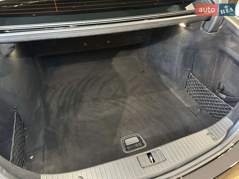 Седан Mercedes-Benz S-Class 2019 в Киеве