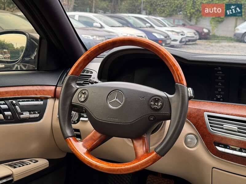 Седан Mercedes-Benz S-Class 2008 в Бердичеве