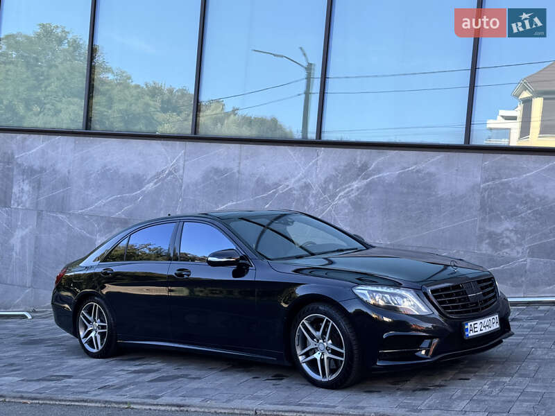 Mercedes-Benz S-Class 2013