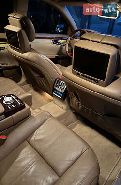 Седан Mercedes-Benz S-Class 2006 в 