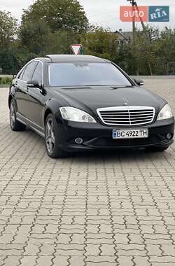 Седан Mercedes-Benz S-Class 2008 в 