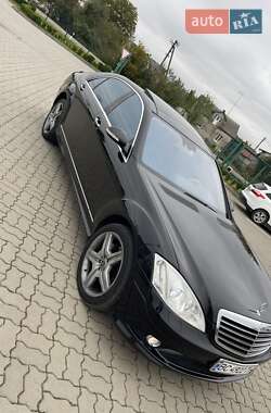 Седан Mercedes-Benz S-Class 2008 в 